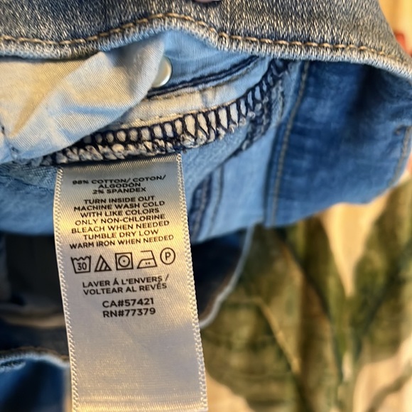 Ann Taylor jeans - like new! - Picture 6 of 7